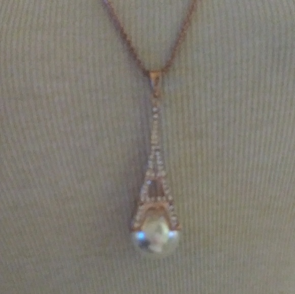 ***Clearance*** Eiffel tower - Picture 2 of 2